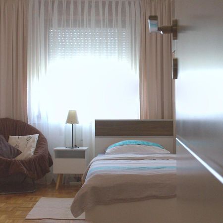 Sunny Day -Arena Zagreb , 2 Bathrooms, 102M², Camera foto